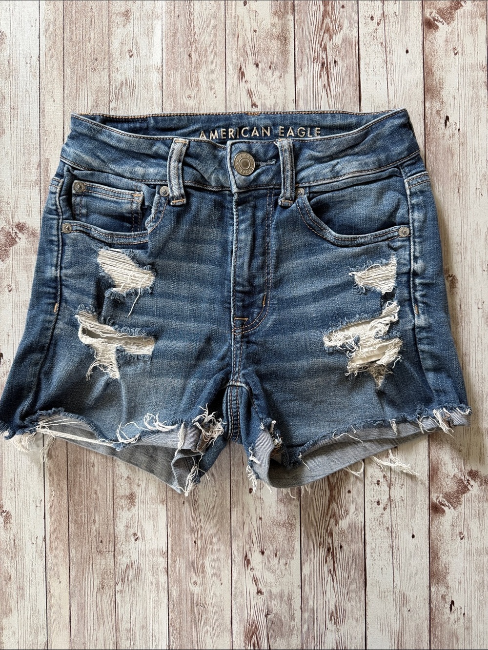 American Eagle Shortie Shorts sz 2 Women’s Hi Rise Stretch Distressed Blue Sun